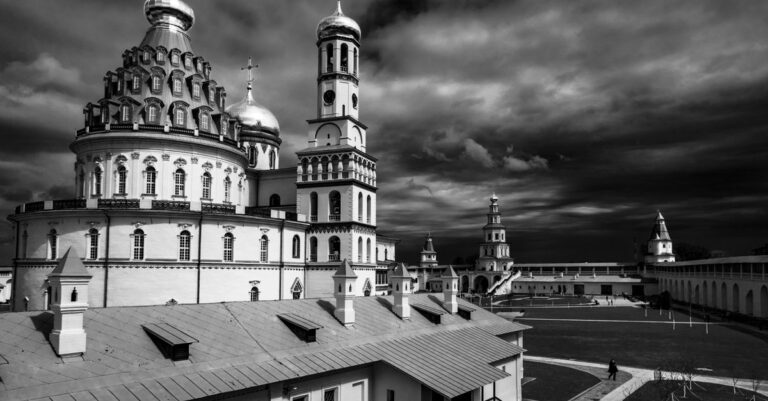 Sfântul Ambrozie de la Optina și darul mângâierii